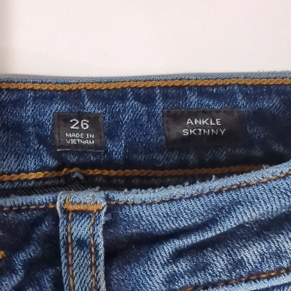 Miss Me Womens Jeans 26 Blue‎ Ankle Skinny Distressed Tiny Gems Embellished